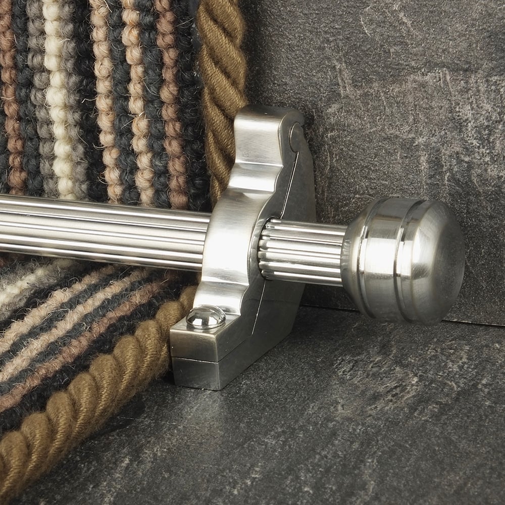 Vision Brushed Chrom Kolben Reeded Treppenstangen