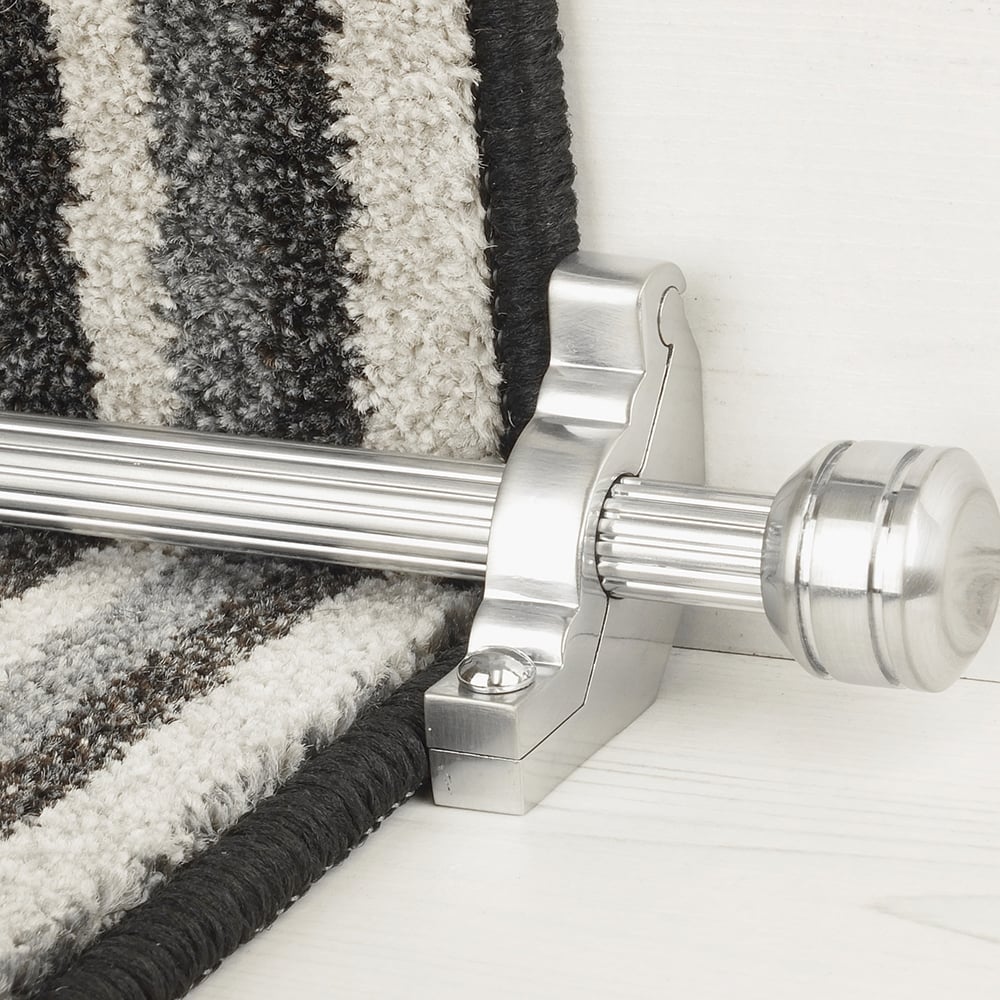 Vision Brushed Chrom Kolben Reeded Treppenstangen