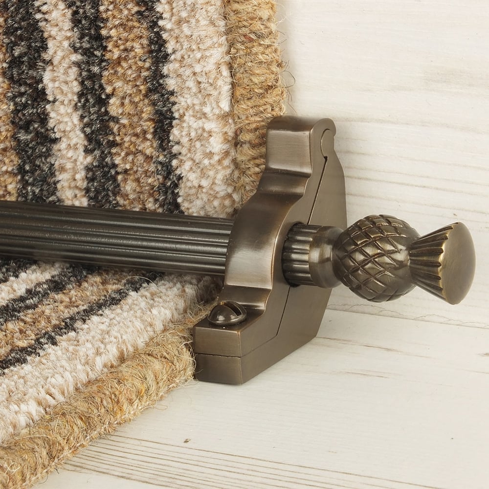 Country Bronze Finish Arran Reeded Tringles D'Escalier