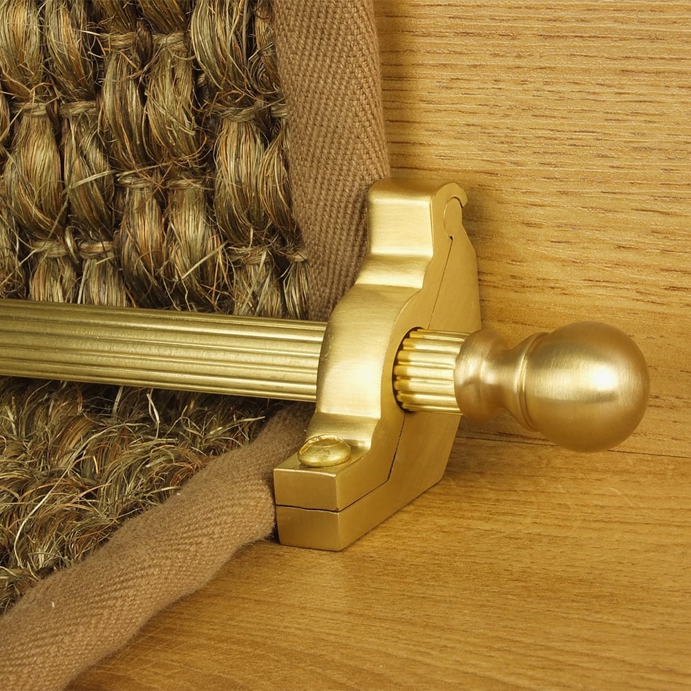 Country Satin Brass Finish Balladeer Reeded Stair Rod