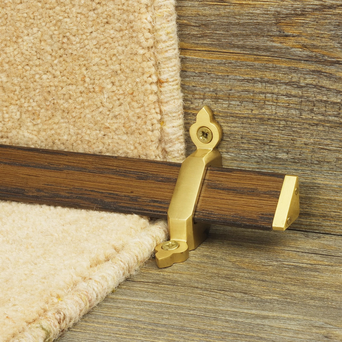 Tudor Satin Brass Dark Wood Stair Rod