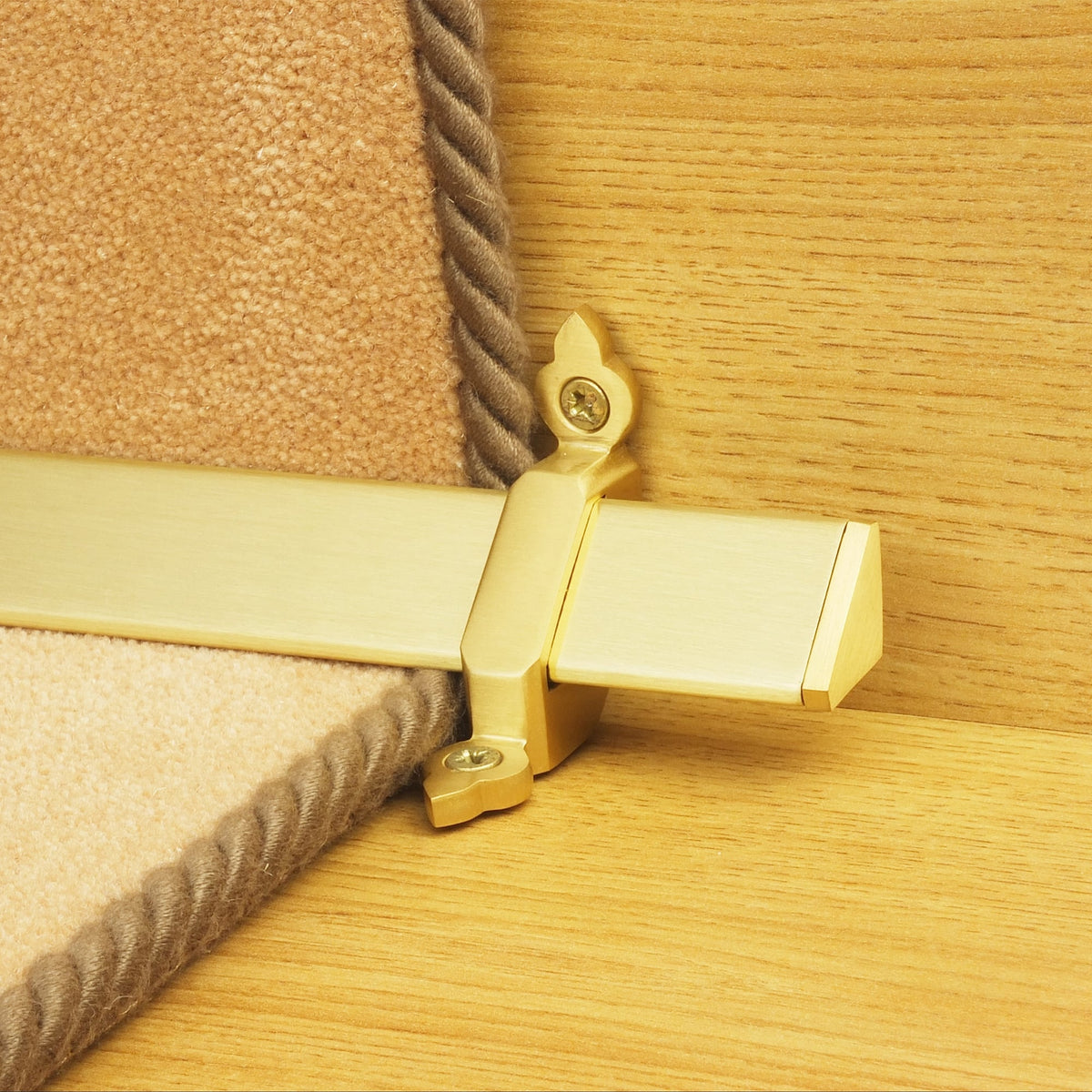 Royal Satin Brass Vue Tringles D'Escalier