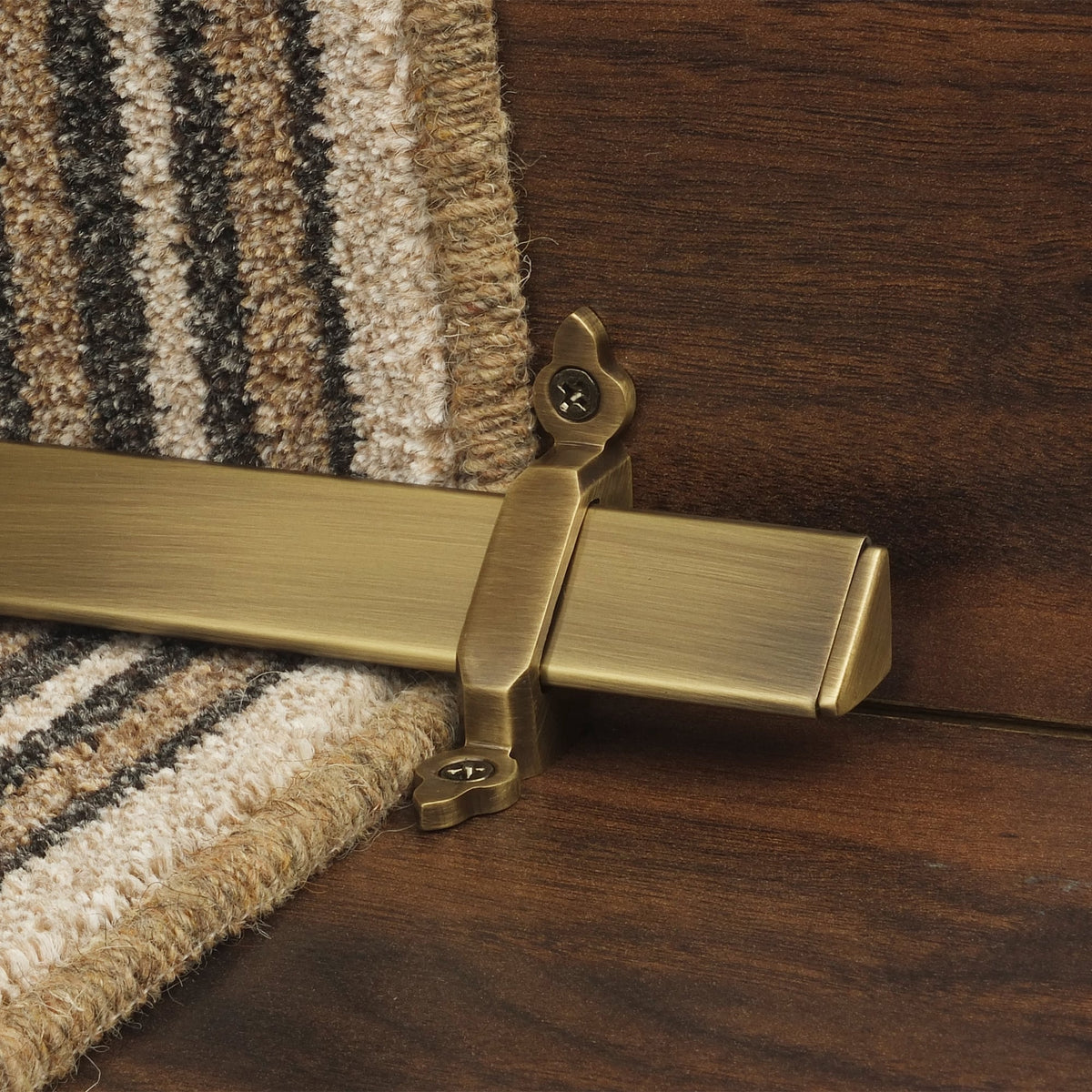 Royal Antique Bronze Vue Stair Rod