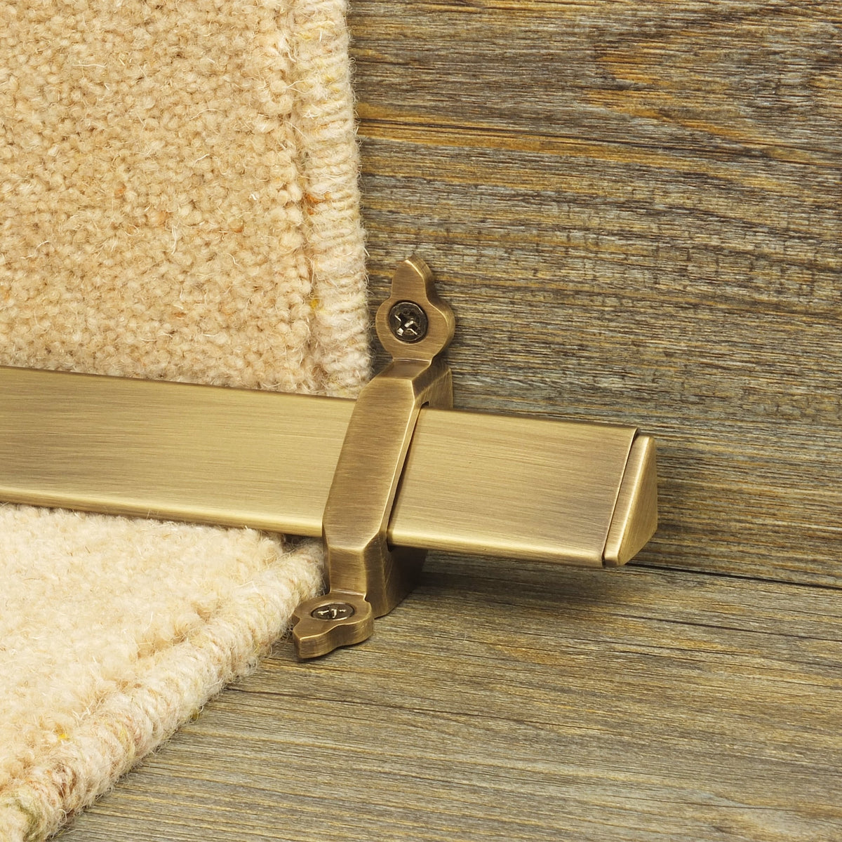 Royal Antique Bronze Vue Stair Rod