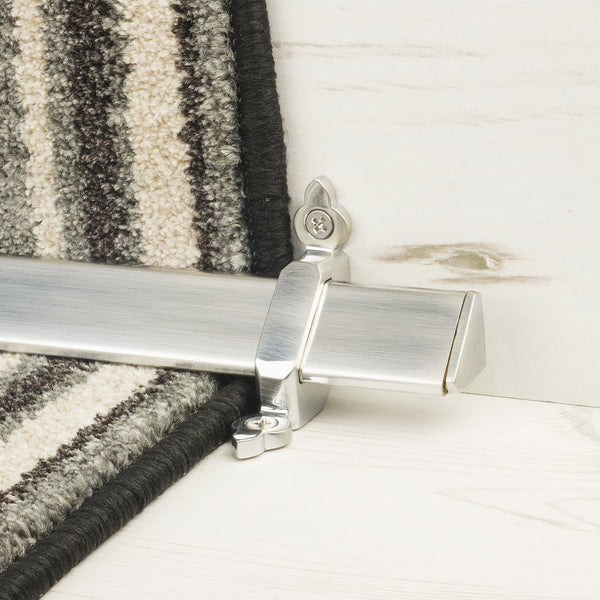 Royal Brushed Chrome Vue Stair Rod