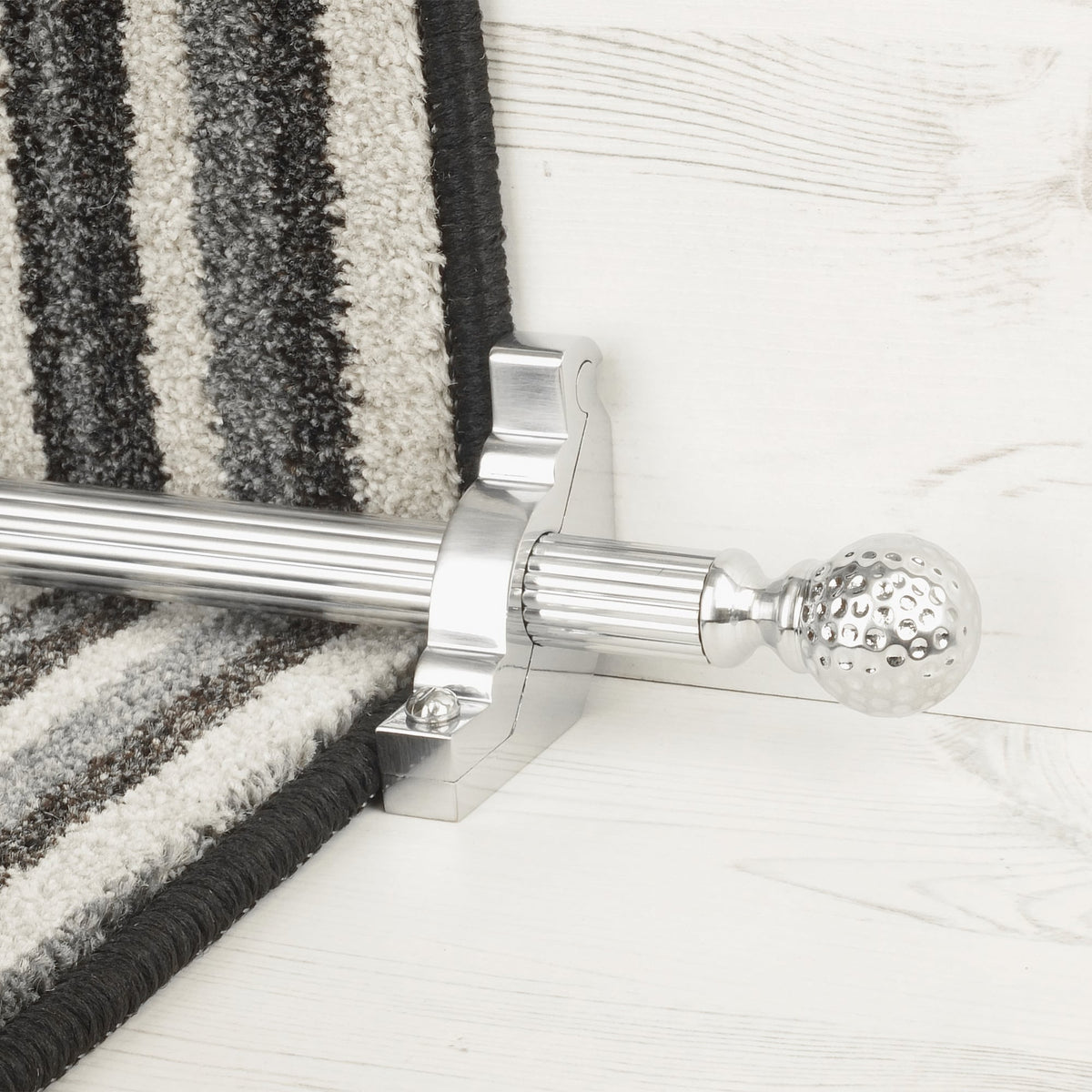 Eastern Promise Brushed Chrome Dune Reeded Stair Rod