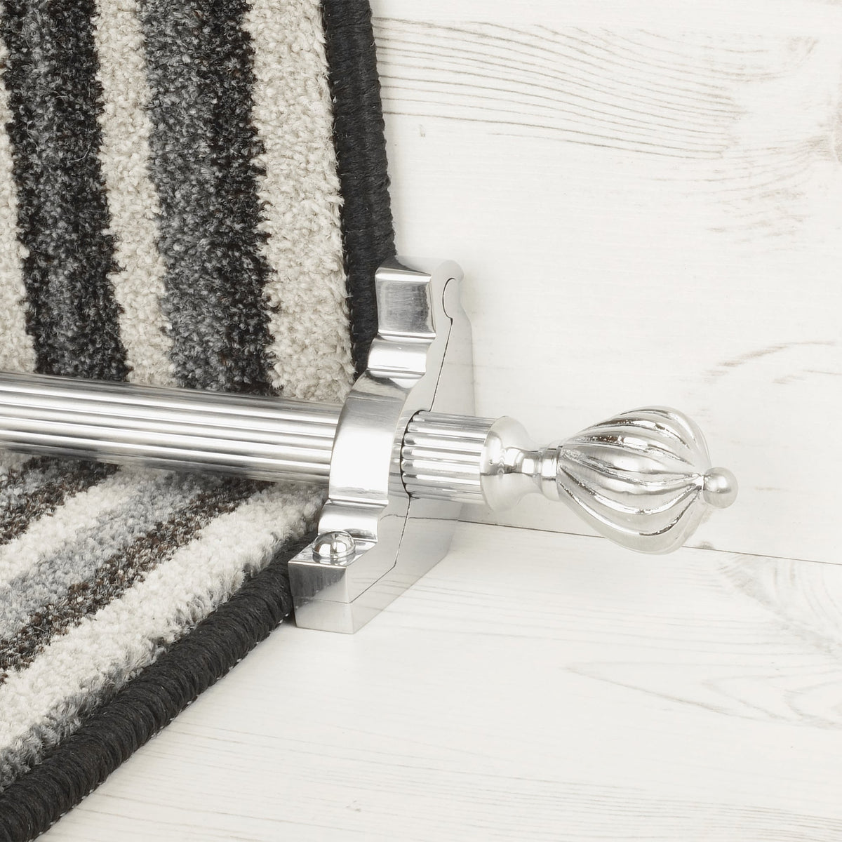 Eastern Promise Brushed Chrome Cairo Reeded Stair Rod