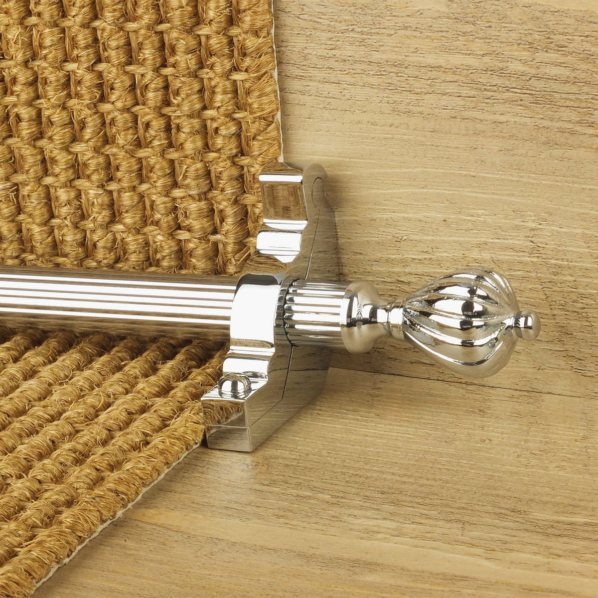 Eastern Promise Chrome Cairo Reeded Stair Rod