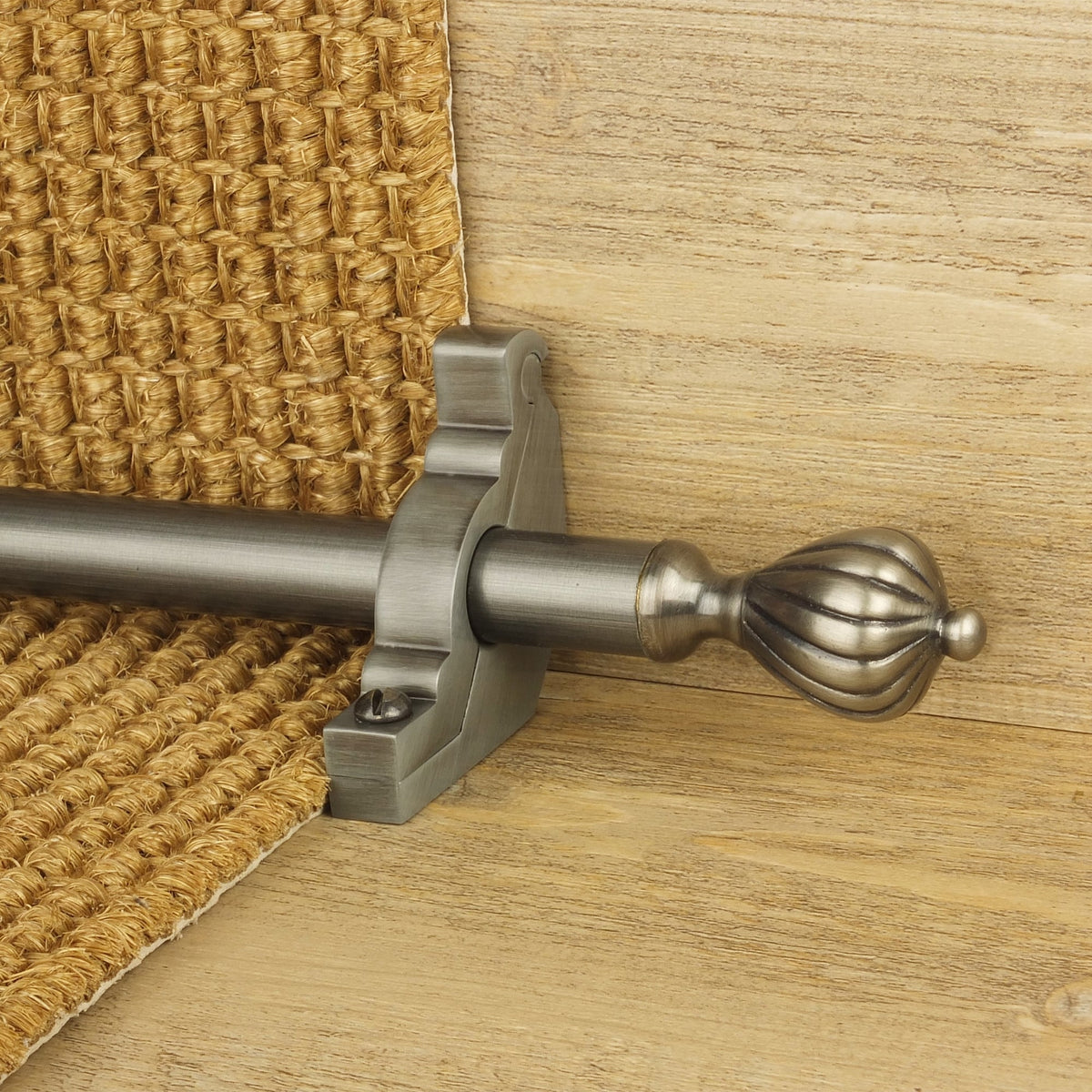 Eastern Promise Pewter Cairo Plain Tringles D'Escalier