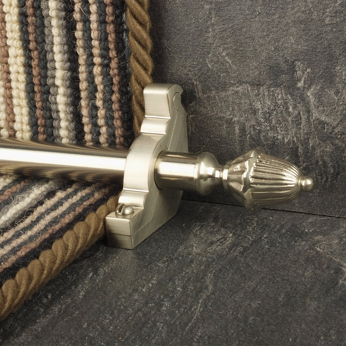 Eastern Promise Satin Nickel Dubai Plain Tringles D'Escalier