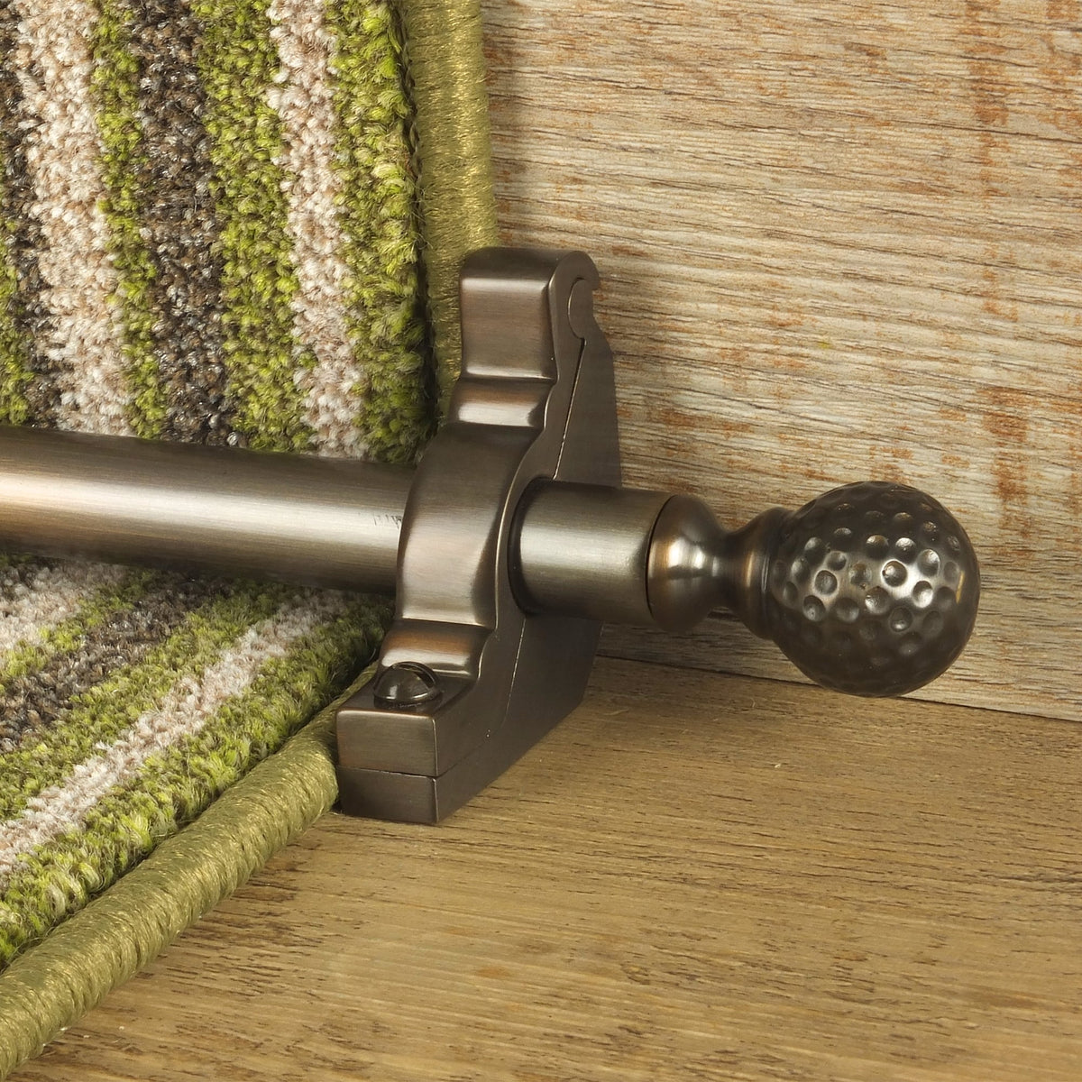 Eastern Promise Antique Bronze Dune Plain Stair Rod