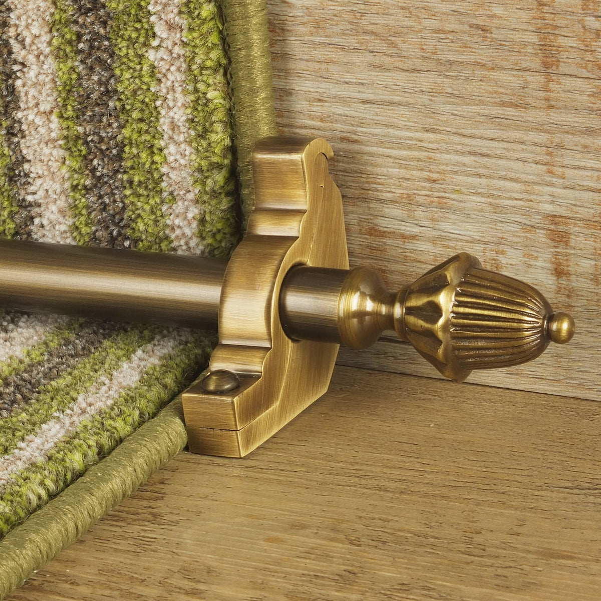 Eastern Promise Antique Dubai Plain Tringles D'Escalier