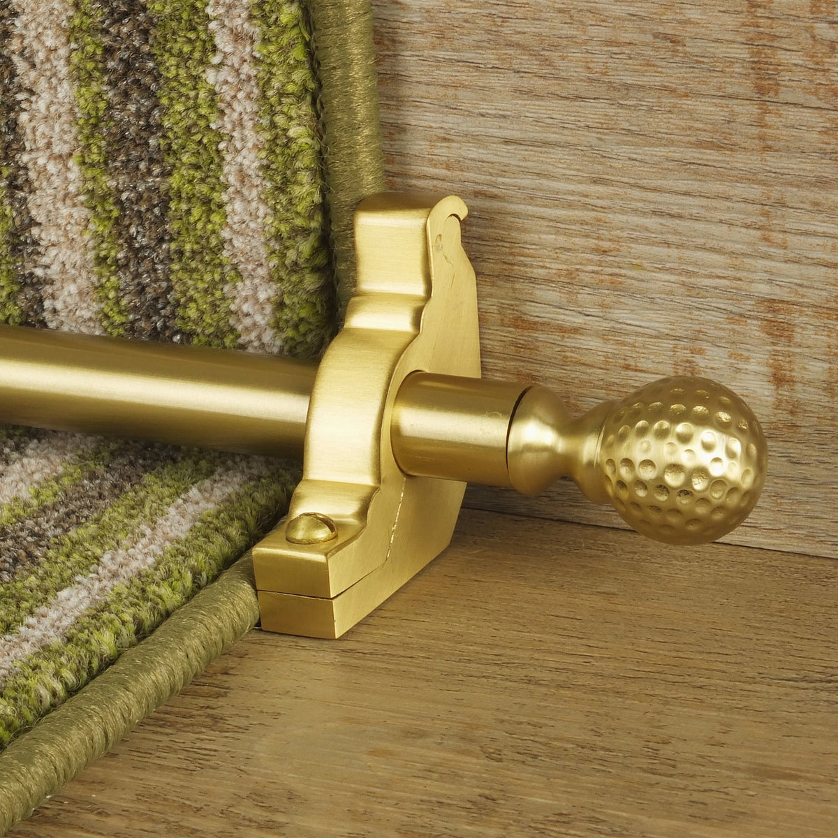 Eastern Promise Satin Brass Dune Plain Tringles D'Escalier