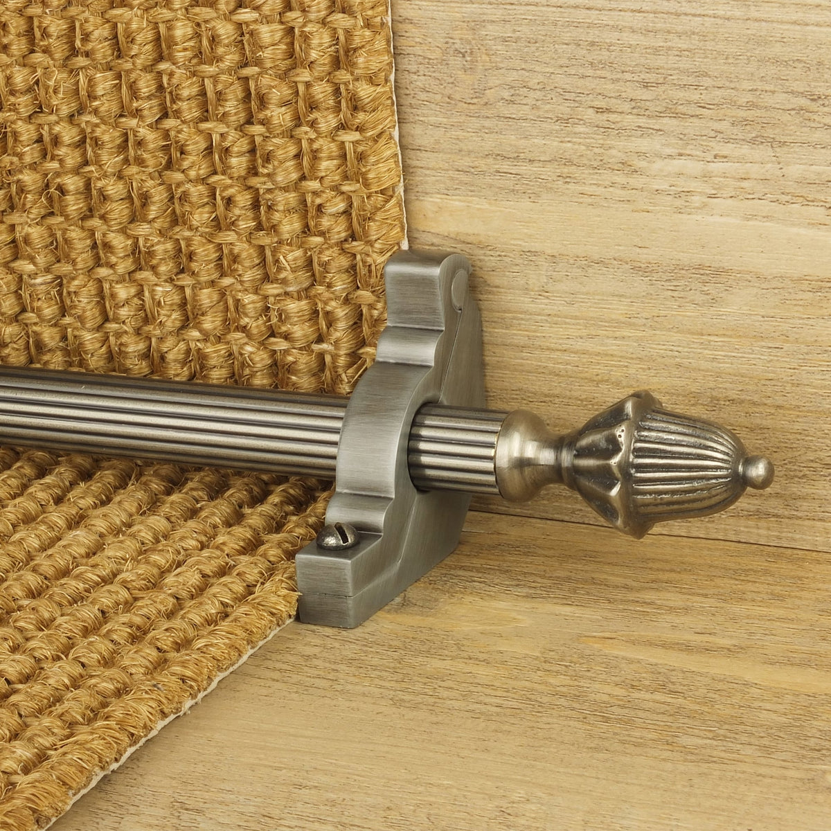 Eastern Promise Pewter Dubai Reeded Stair Rod
