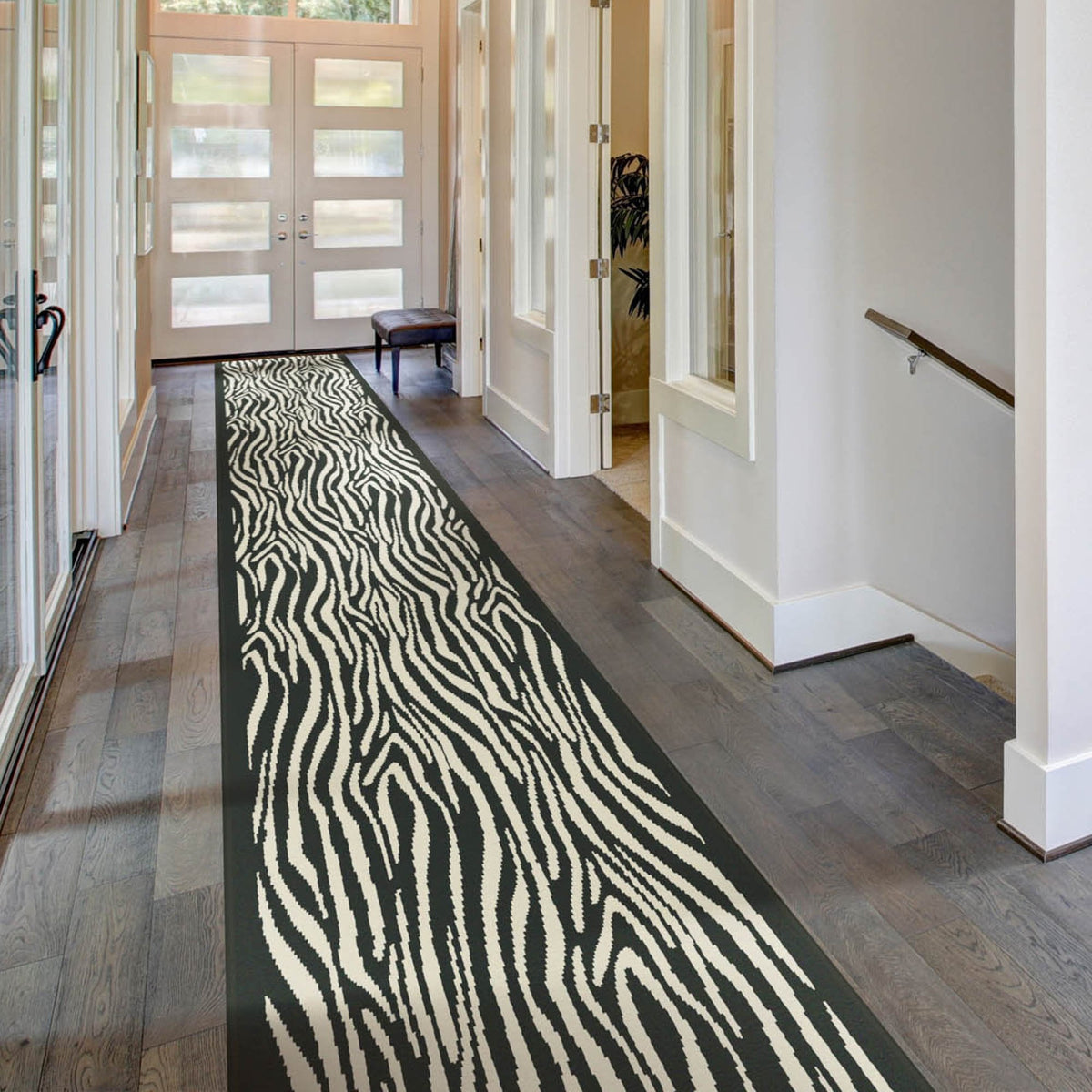 Savannah Black  Hall Runner