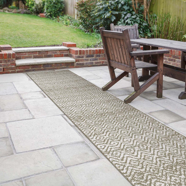 Sauvignon Blanc Indoor Outdoor Carpet Runner