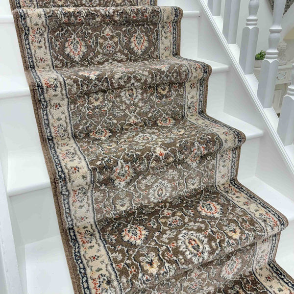 Montville Coraline Latte Alabaster Stair Runner