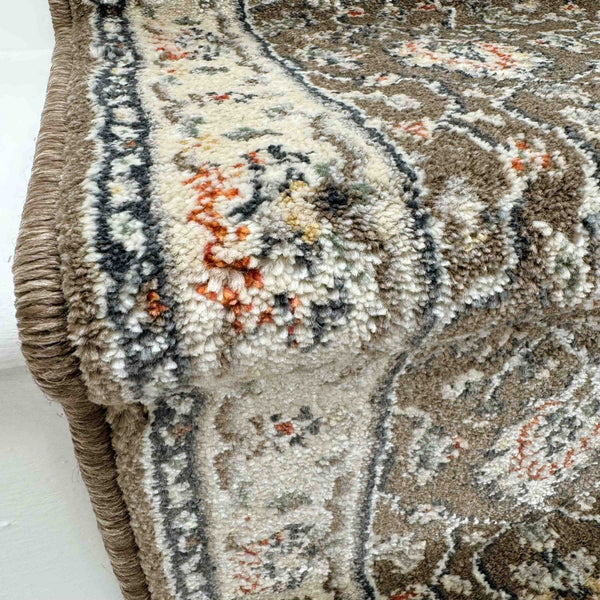 Montville Coraline Latte Alabaster Stair Runner
