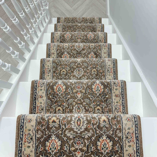 Montville Coraline Latte Alabaster Stair Runner