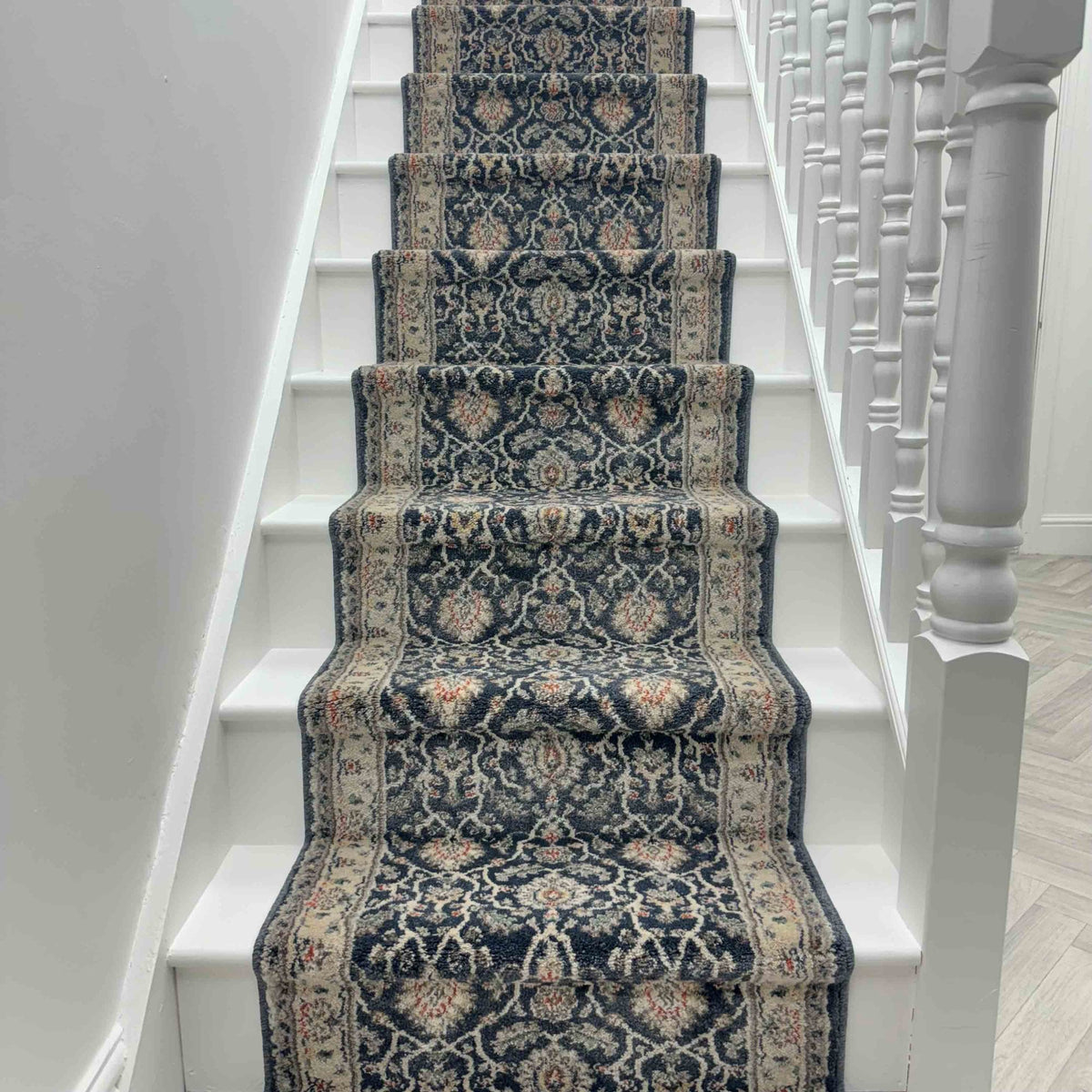 Montville Vintage Blue Alabaster Stair Runner