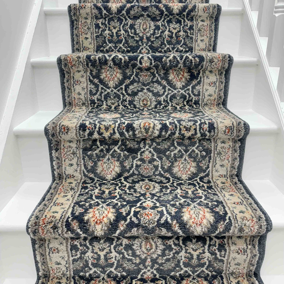 Montville Vintage Blue Alabaster Stair Runner