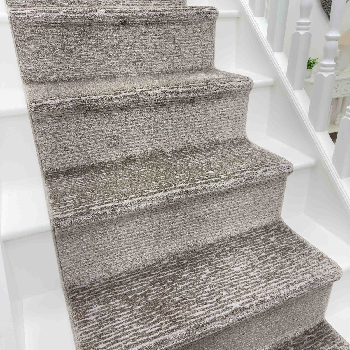 Quin Gray 41008-7121 Stair Runner