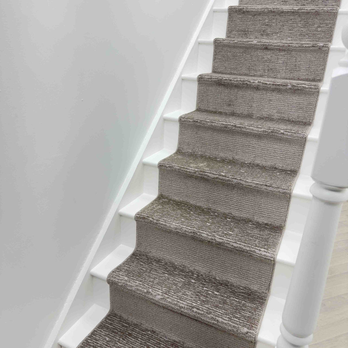 Quin Gray 41008-7121 Stair Runner