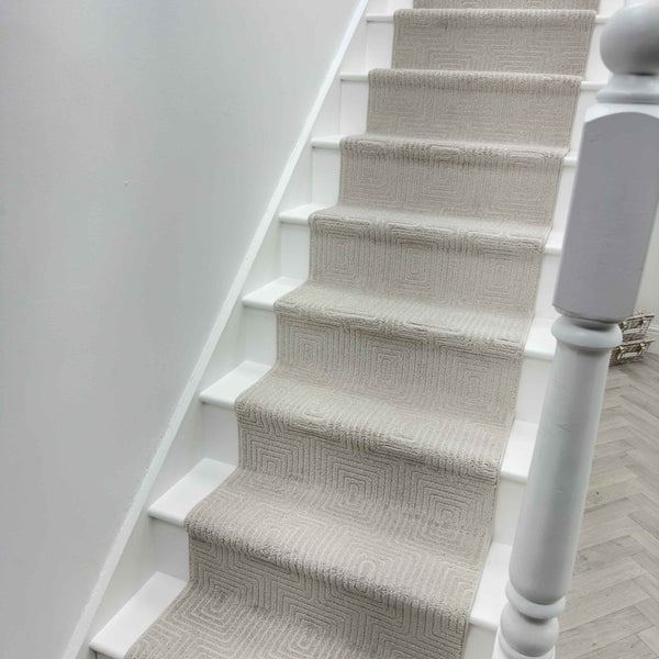 Quin Ivory 41009-6161 Stair Runner