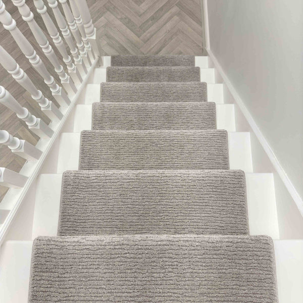 Quin Light Gray 41008-2121 Stair Runner