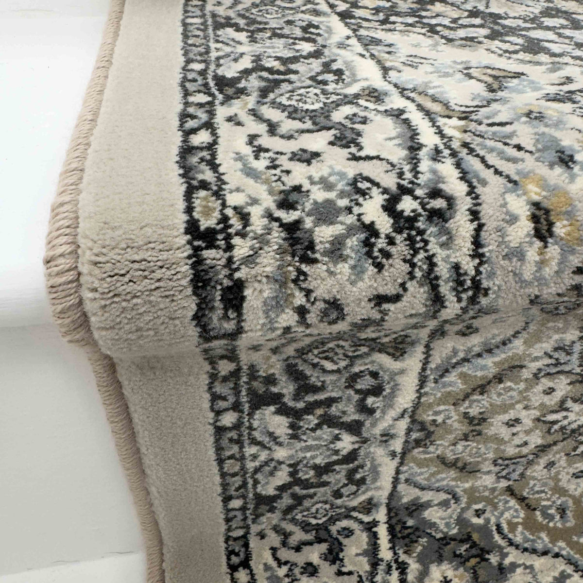 Ancient Garden Cream/Gray 57008-9696 Stair Runner