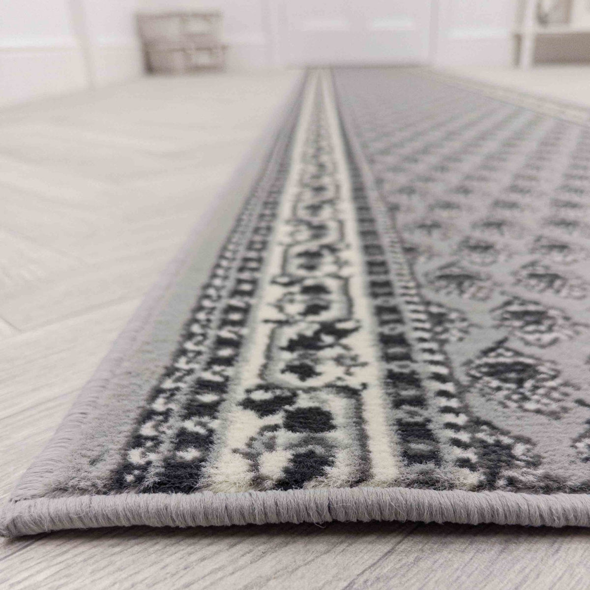 Peacock Gray Rug Runner
