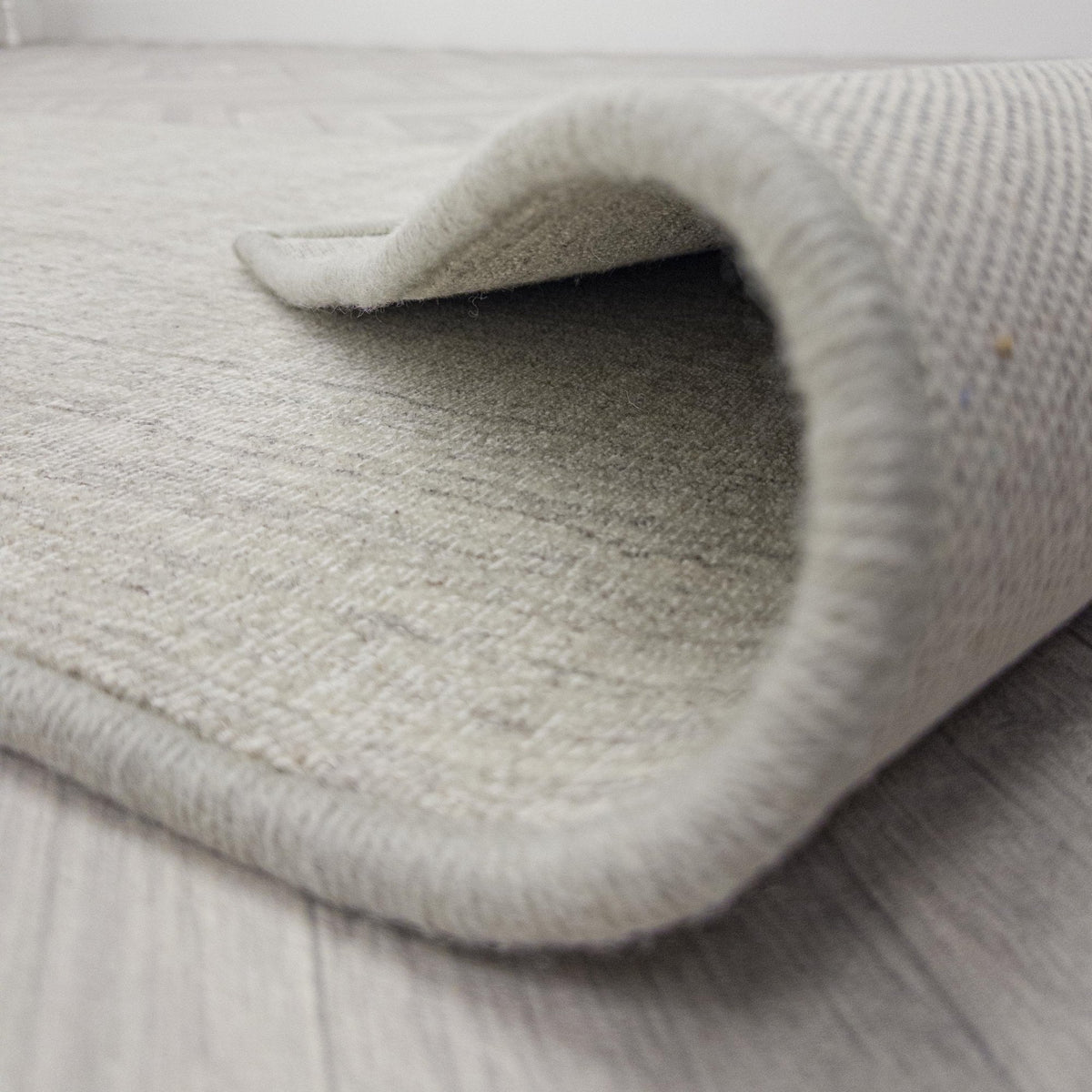 Deva Platinum Rug Runner