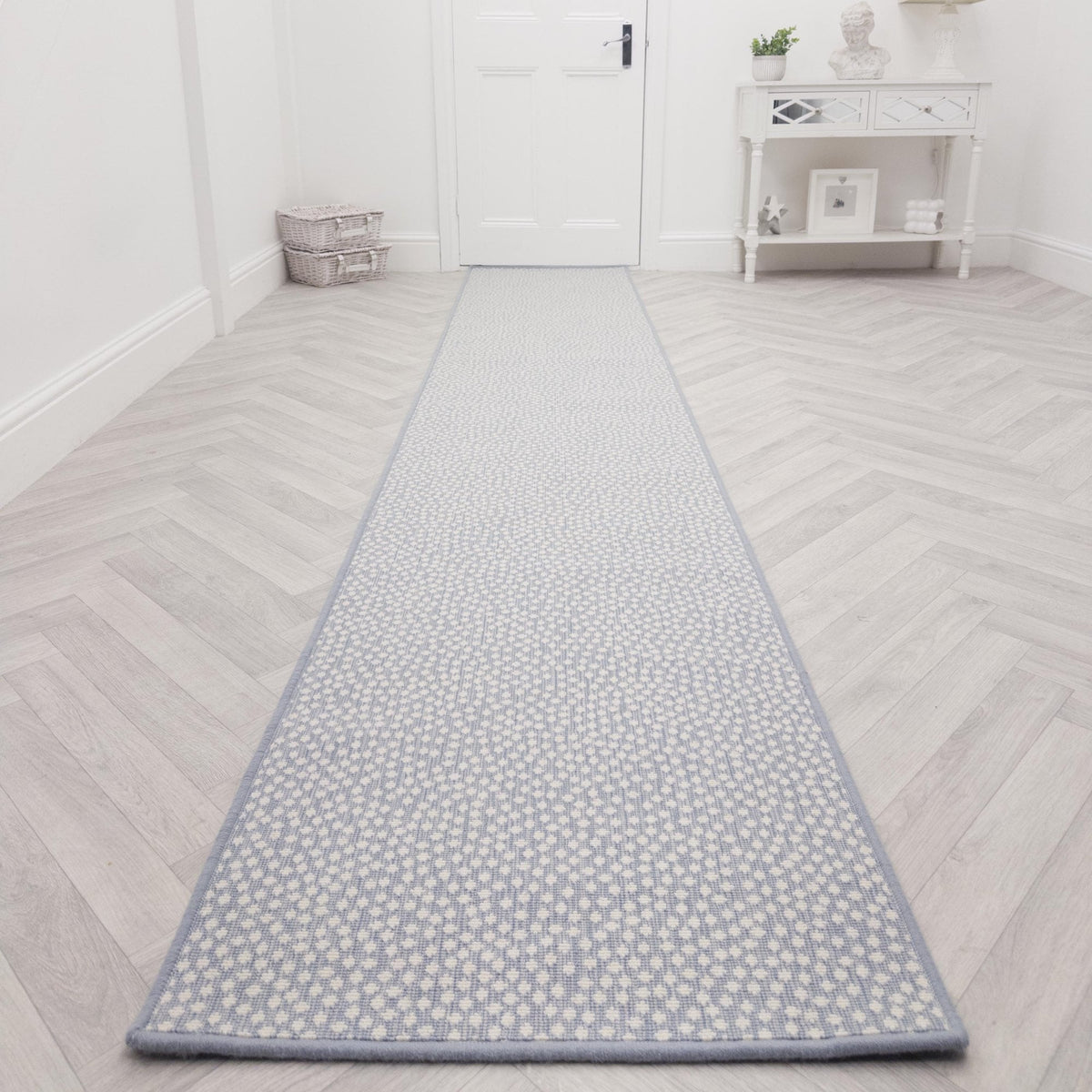 Maddox Cheetah Sky Rug Runner