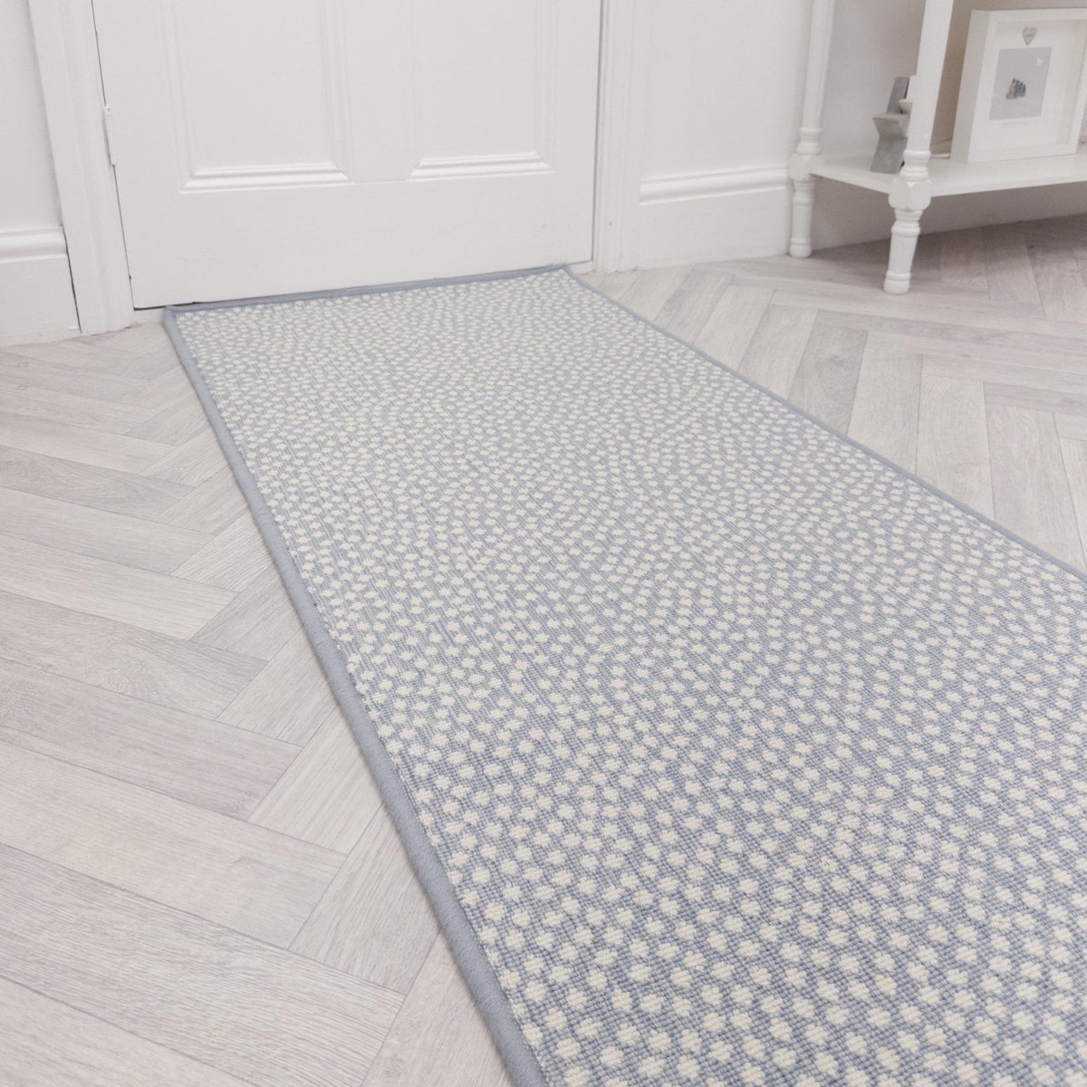 Maddox Cheetah Sky Rug Runner