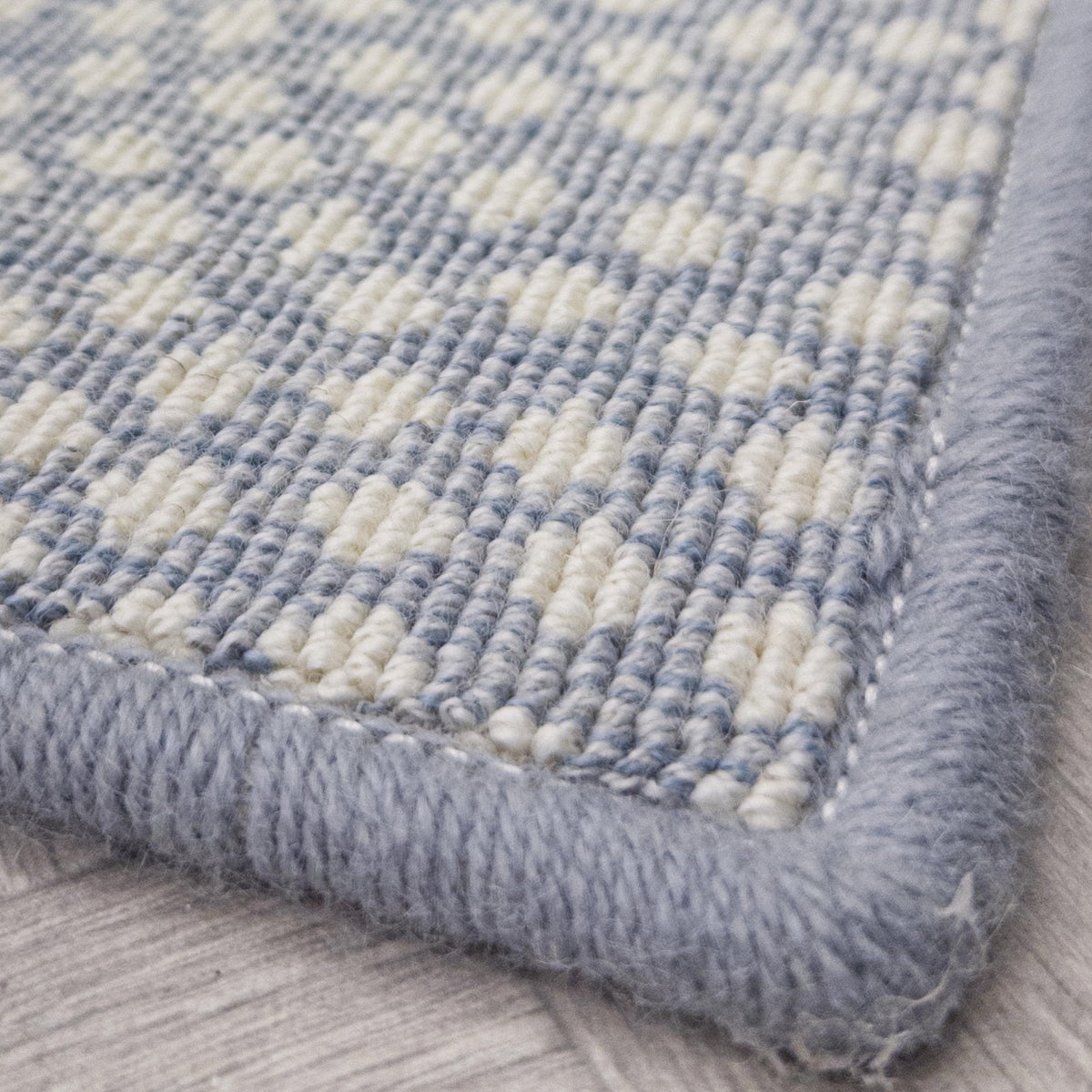 Maddox Cheetah Sky Rug Runner