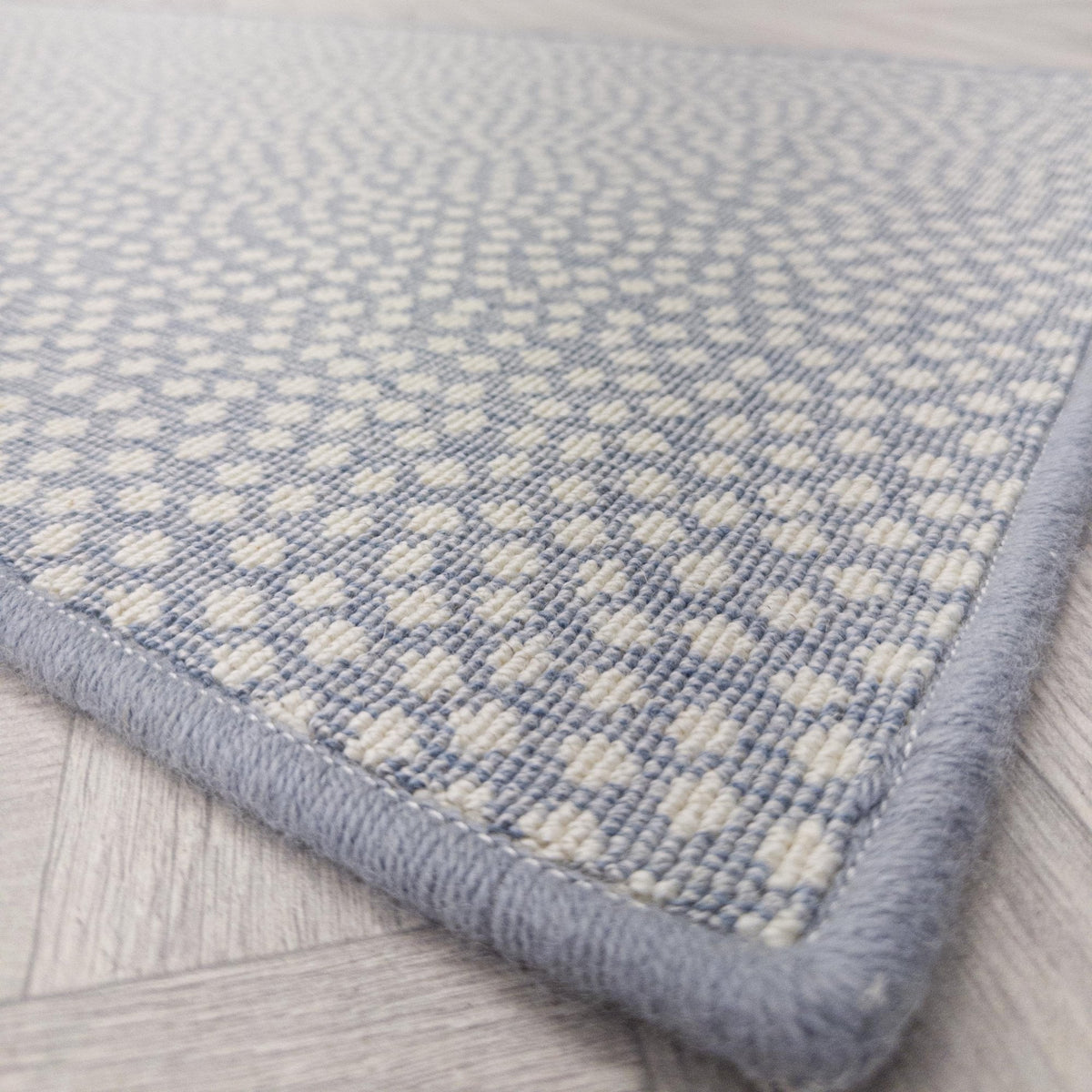 Maddox Cheetah Sky Rug Runner