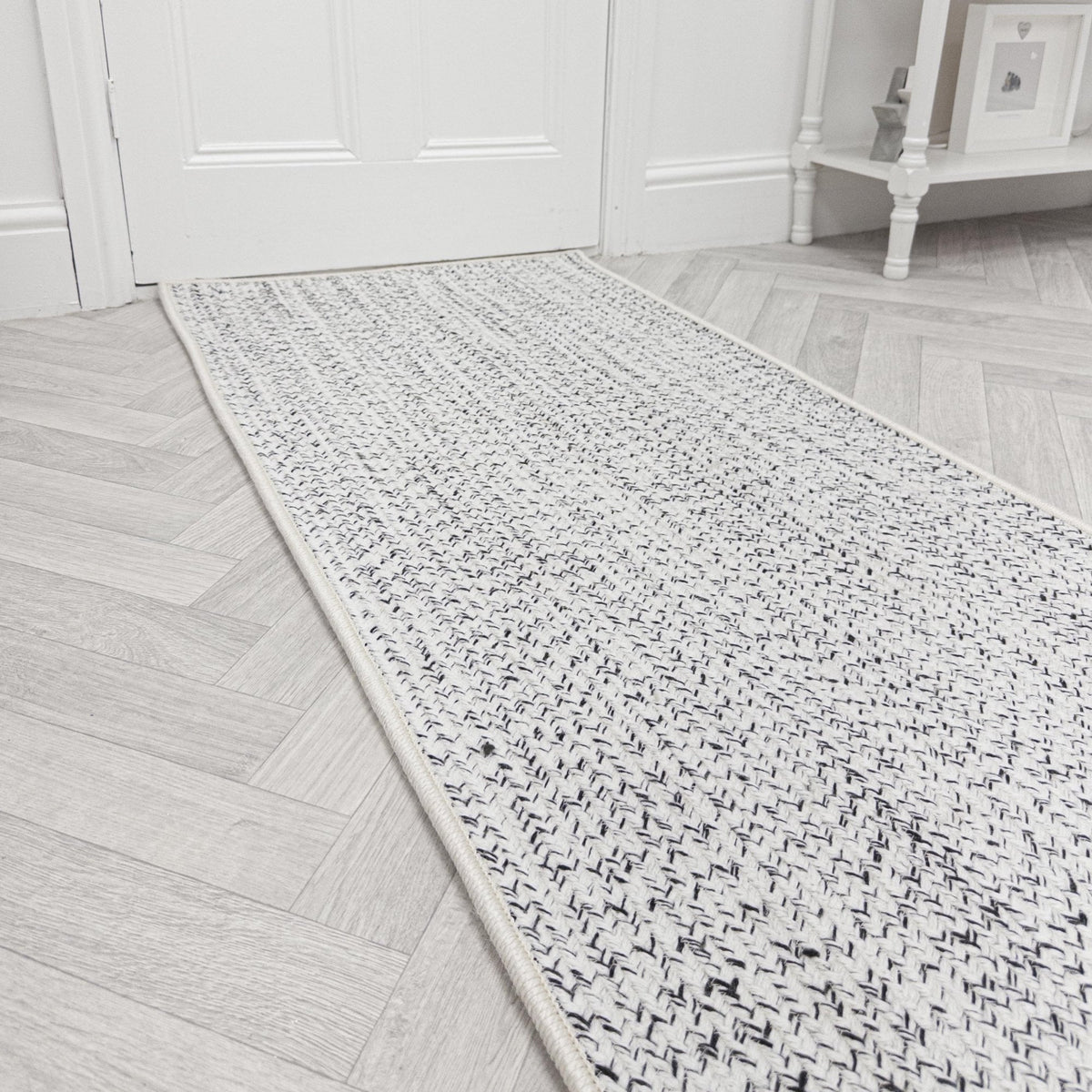 Soliman Bay Onyx Rug Runner