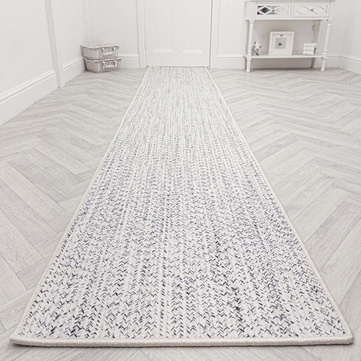 Soliman Bay Onyx Rug Runner