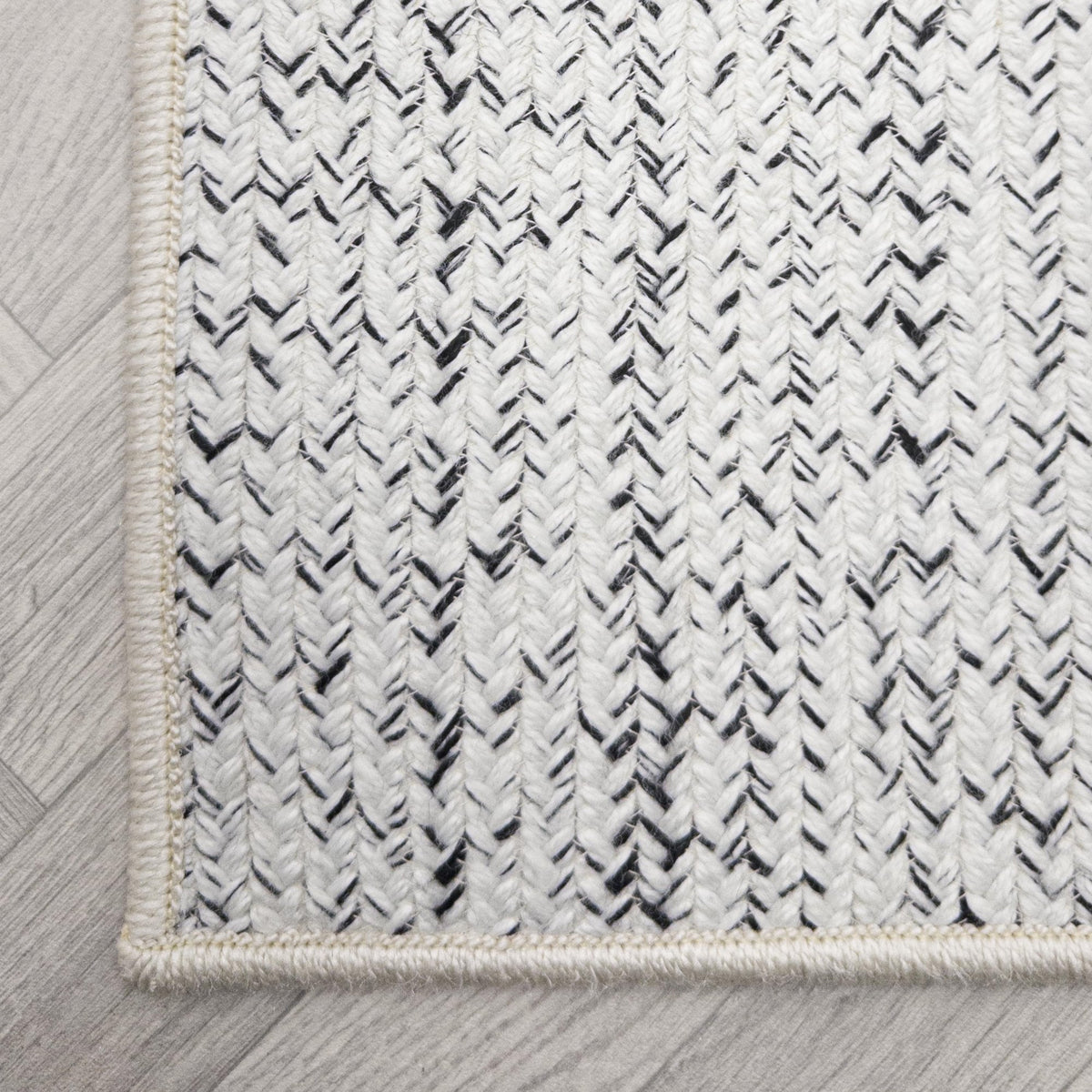 Soliman Bay Onyx Rug Runner