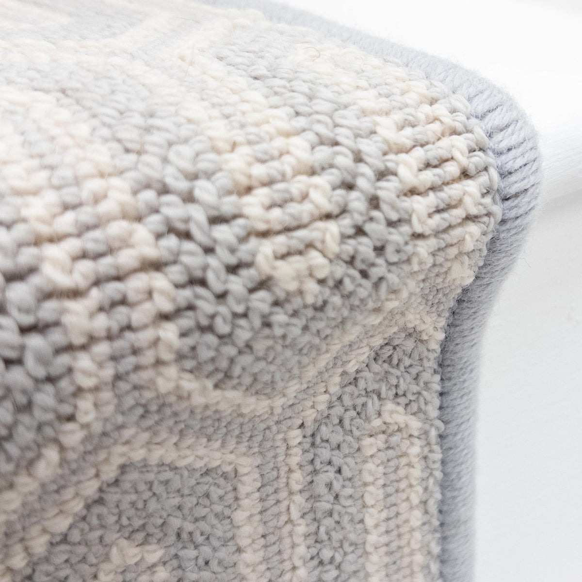 Baltimore Dove Stair Runner