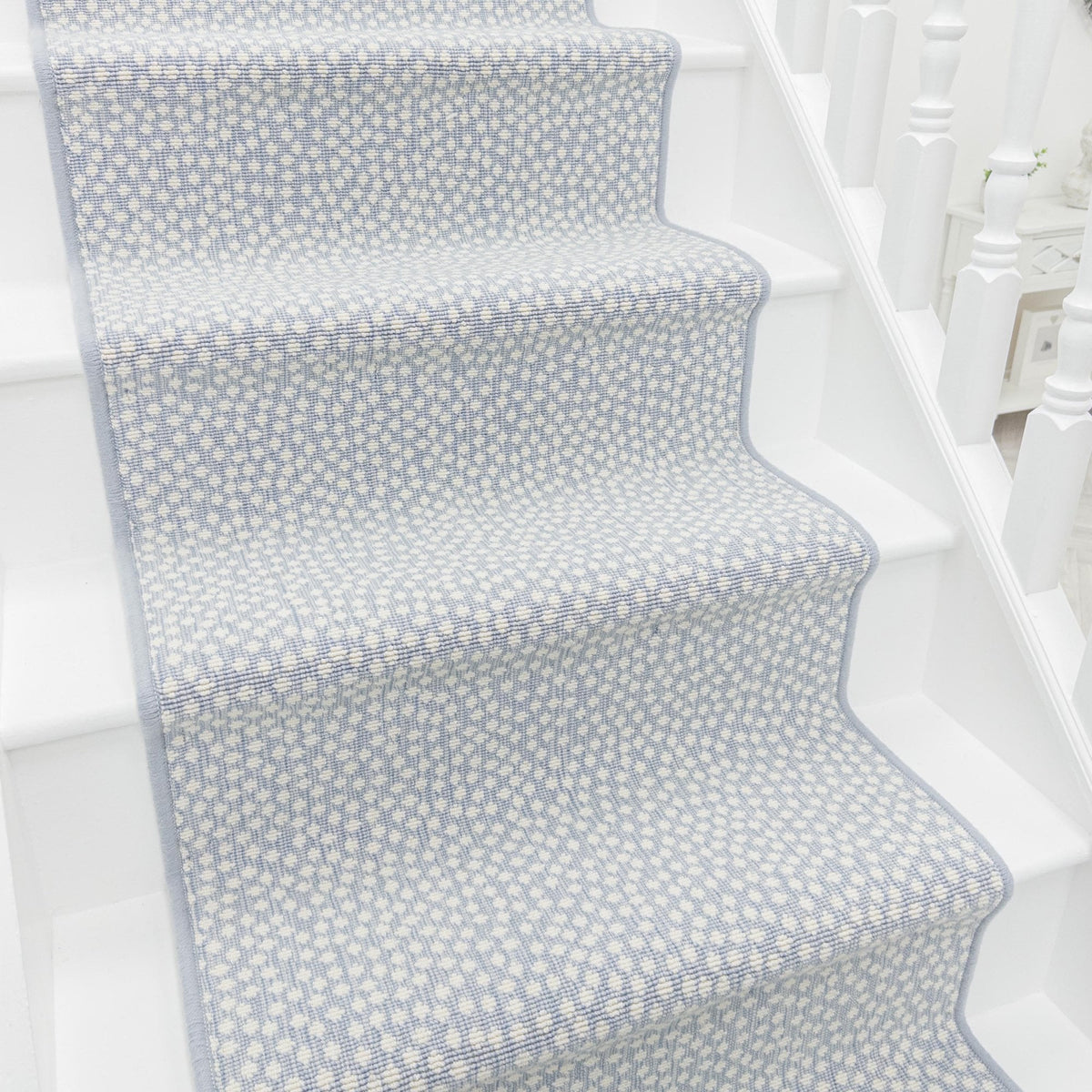 Maddox Cheetah Sky Stair Runner