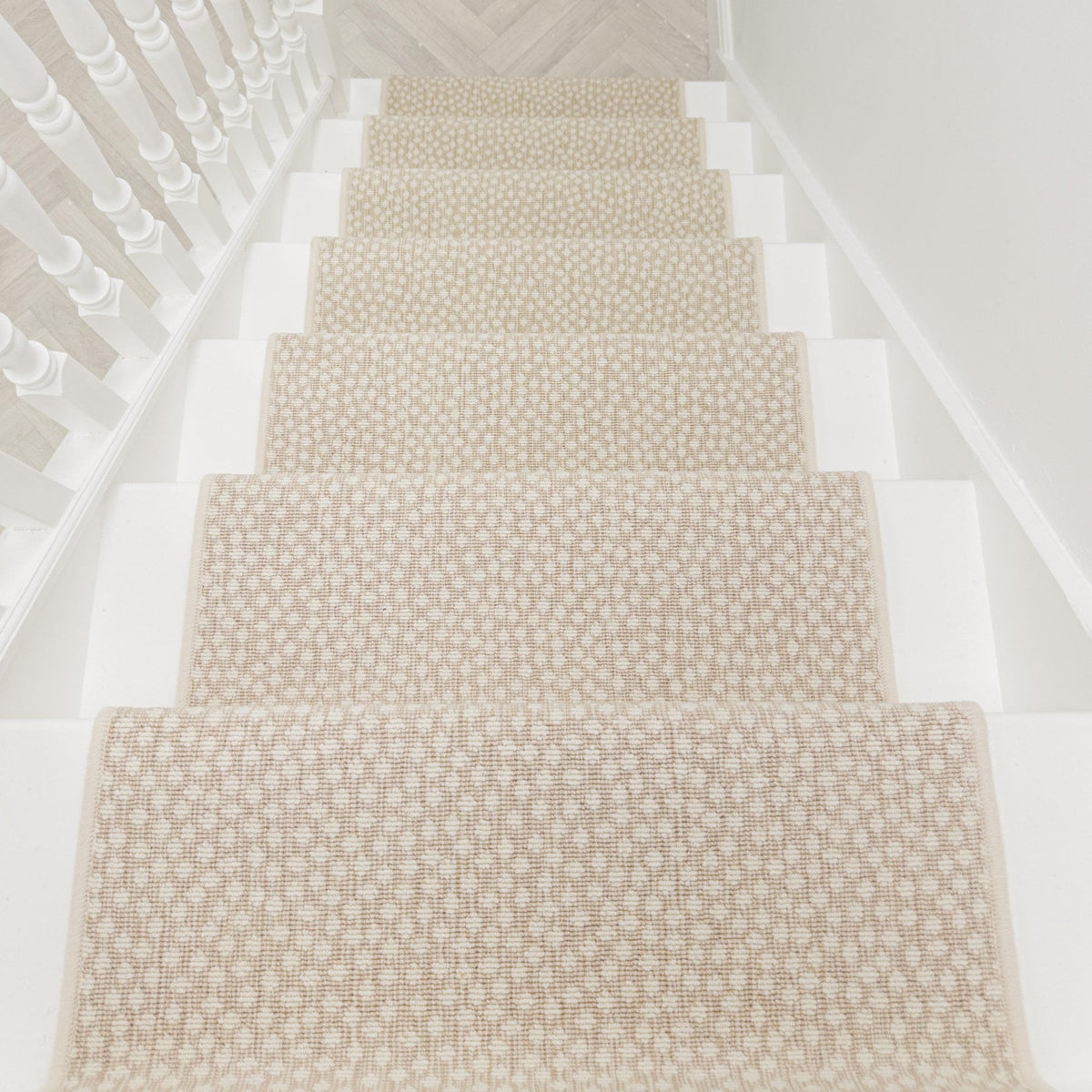 Maddox Cheetah Sand Stair Runner