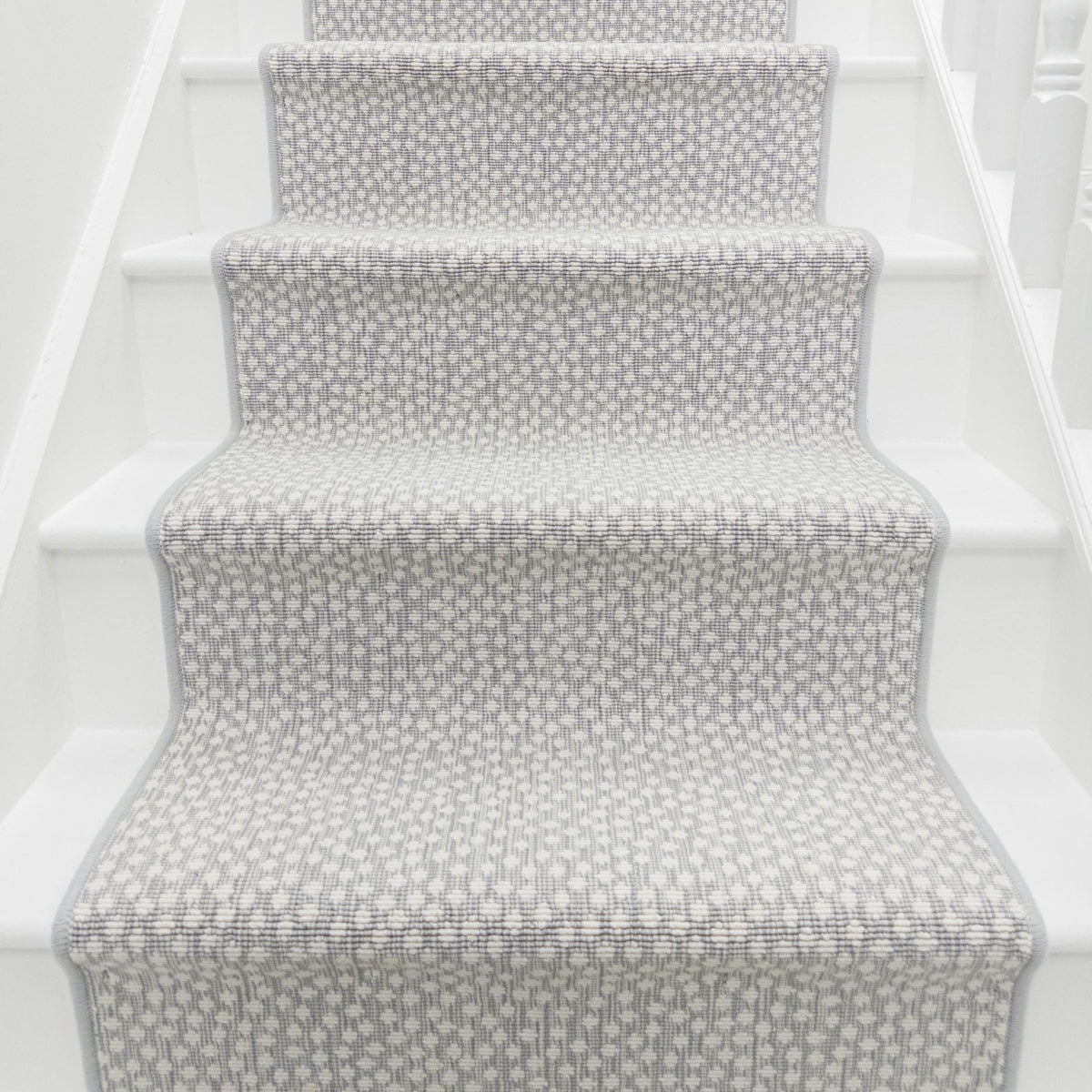 Maddox Cheetah Cloud Stair Runner
