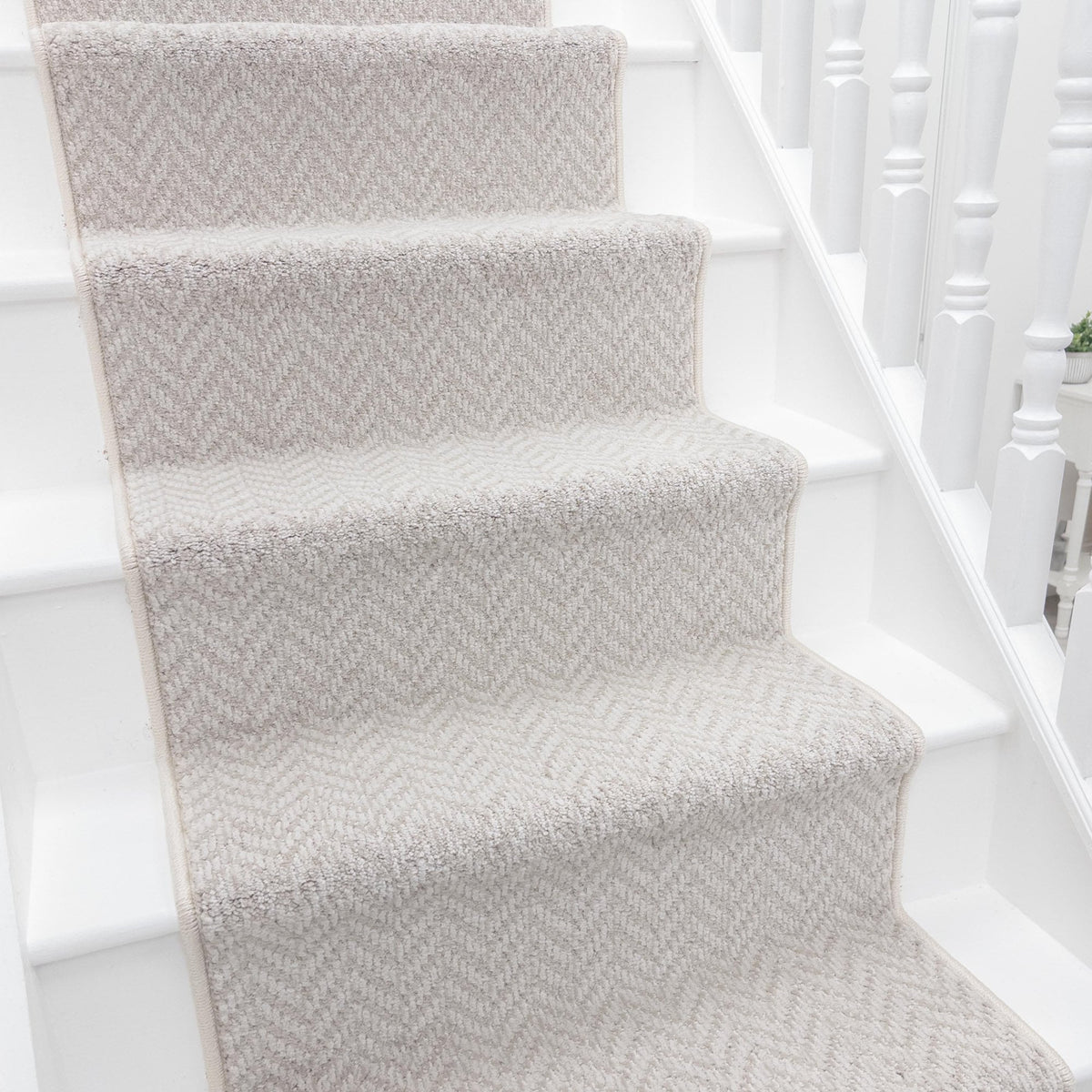 Apex Bone Stair Runner