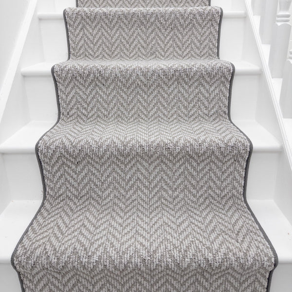 Apex Oyster Stair Runner