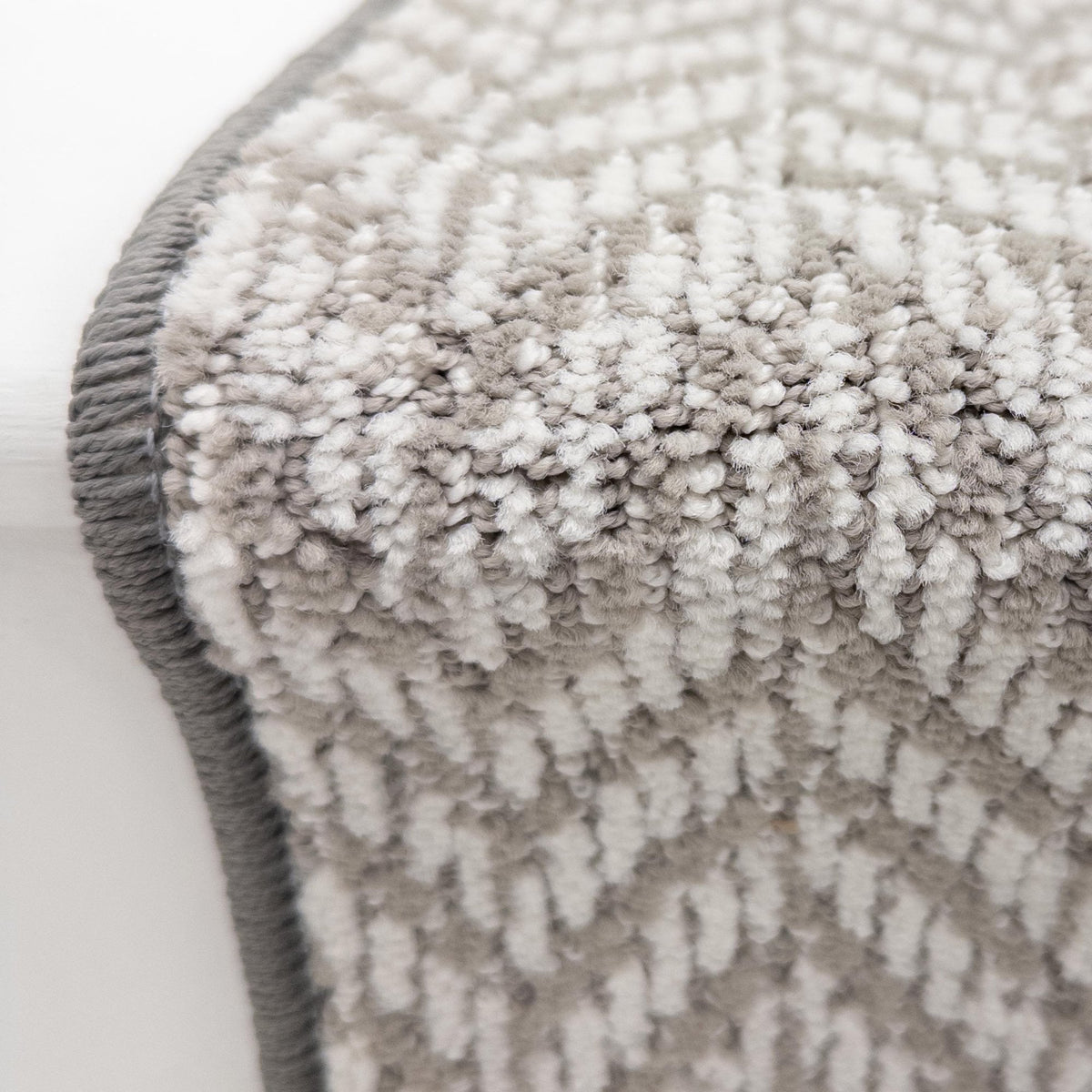 Apex Oyster Stair Runner