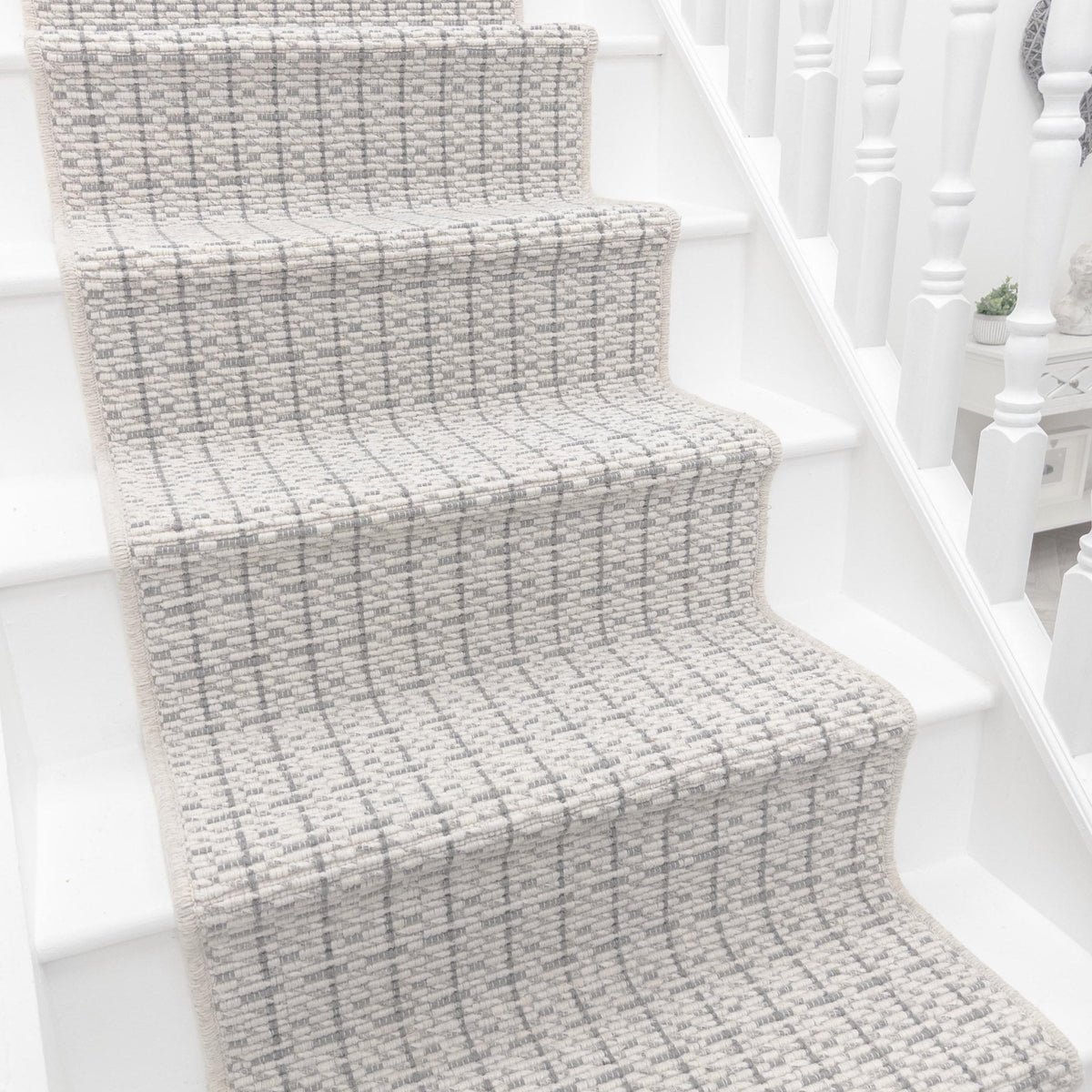 Madin Cloud Stair Runner