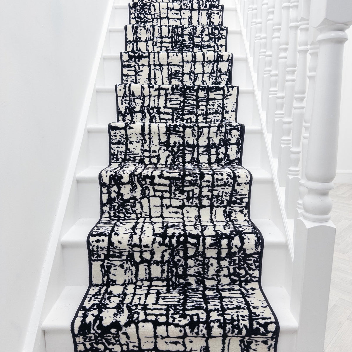 Gotham City Onyx Stair Runner
