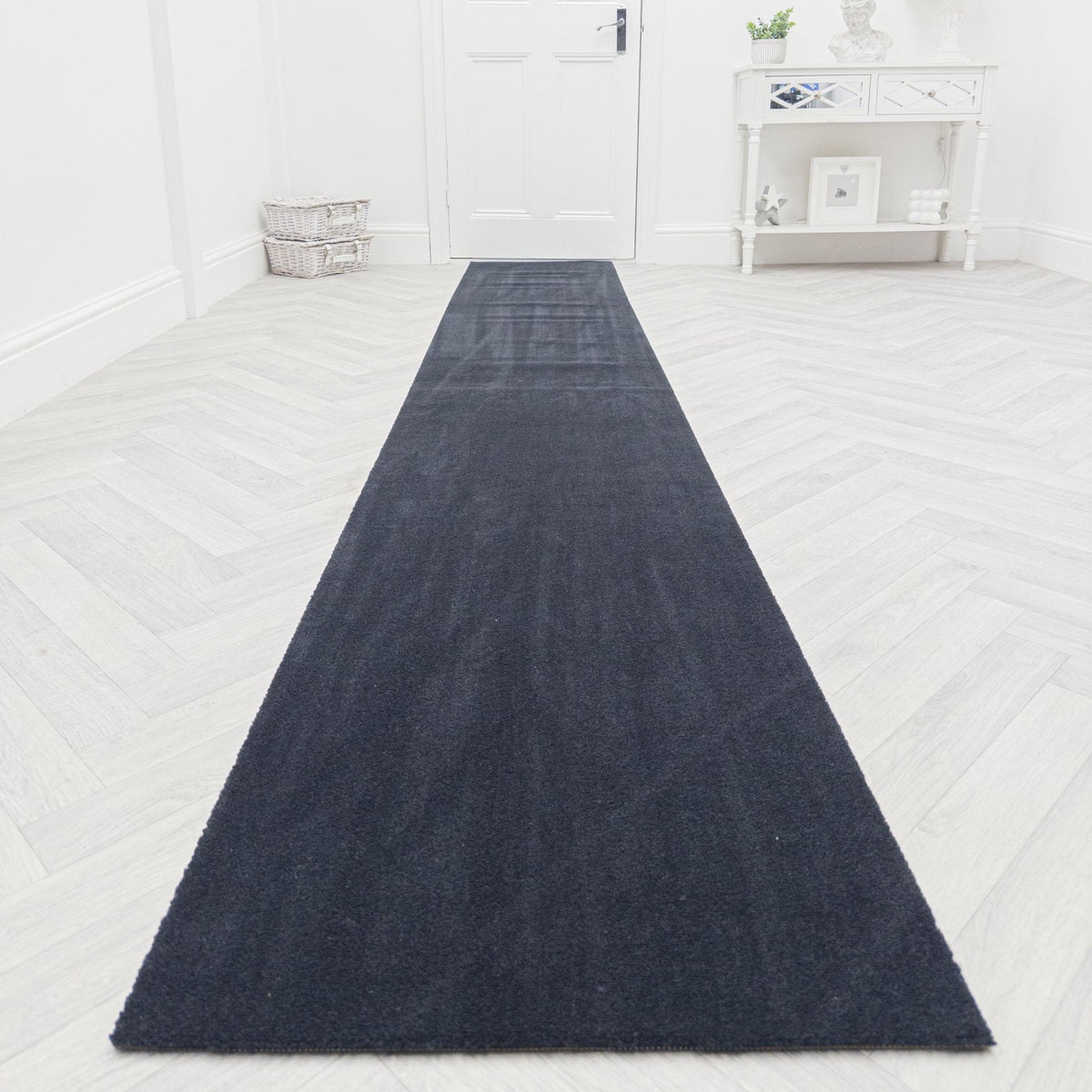 Basics Grey 211004  Hall Runner