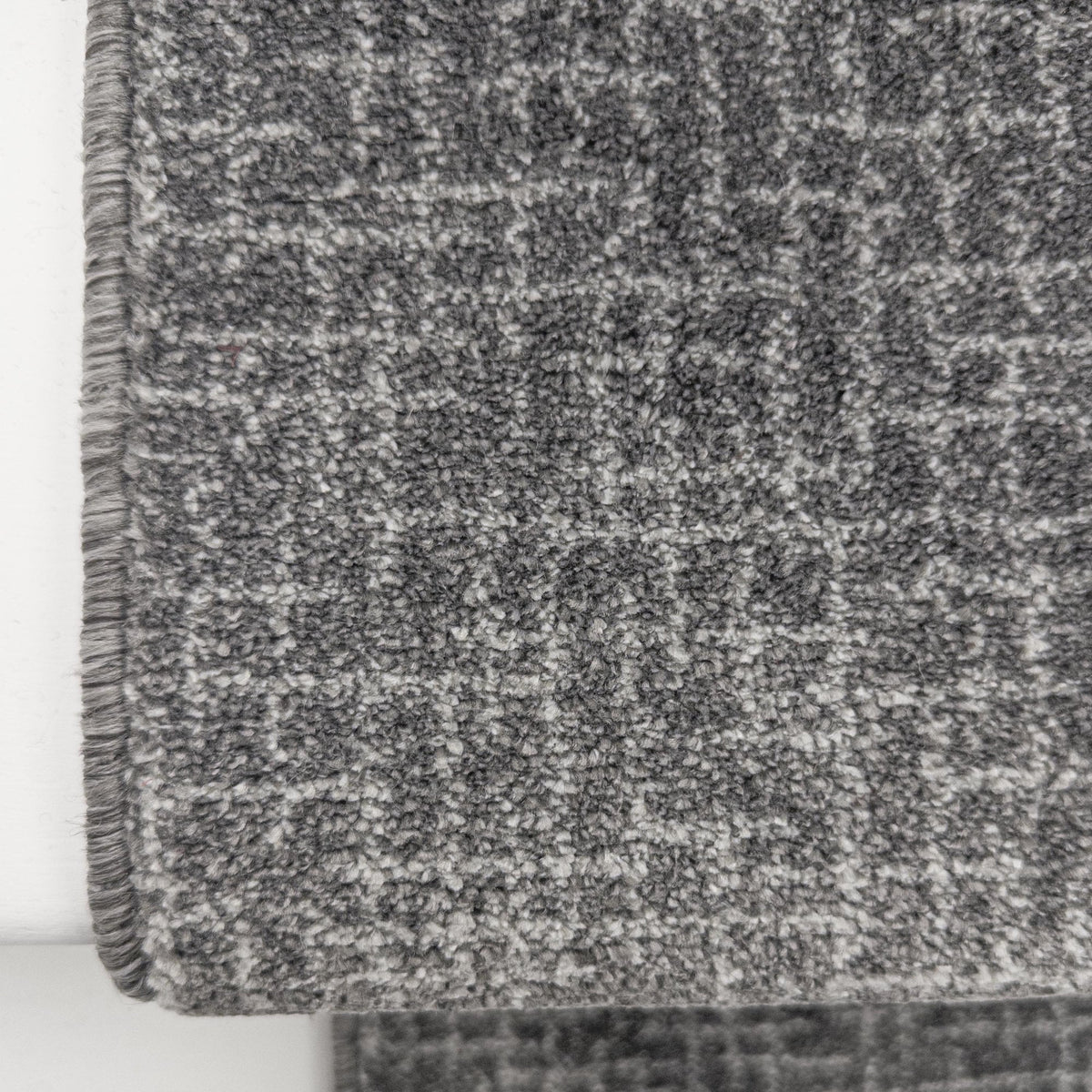 Eastern Treasures Grey View Stair Runner